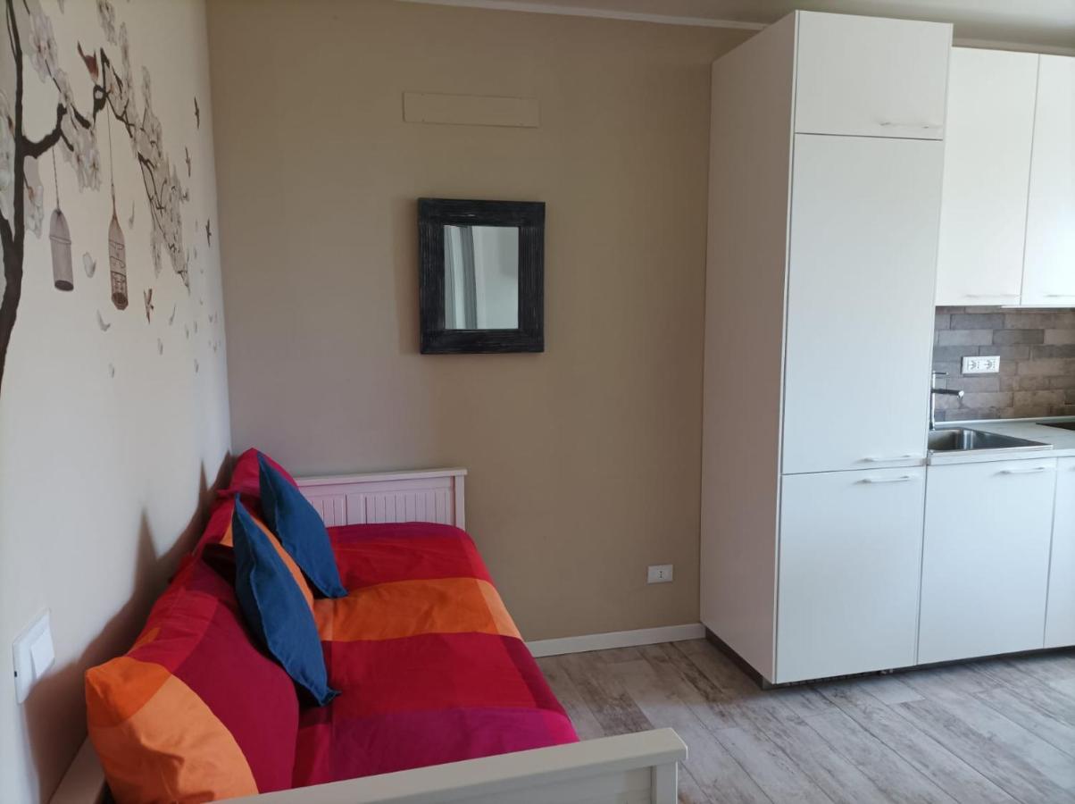 Lake View Studio Flat ريفا ديل غاردا المظهر الخارجي الصورة